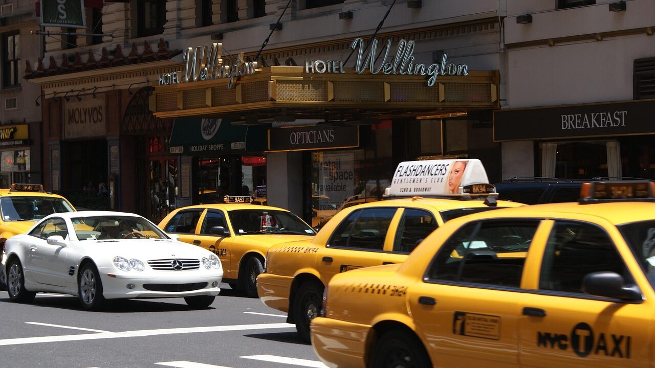 UN Sets Global Rules for Robotaxis and Self-Driving Cars